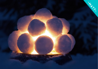 Snow lantern's light